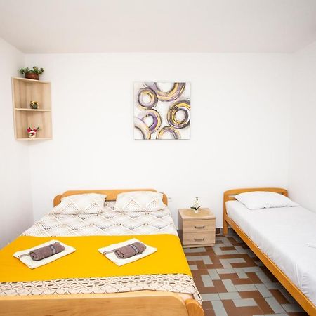 Apartments Jelena Ulcinj Extérieur photo