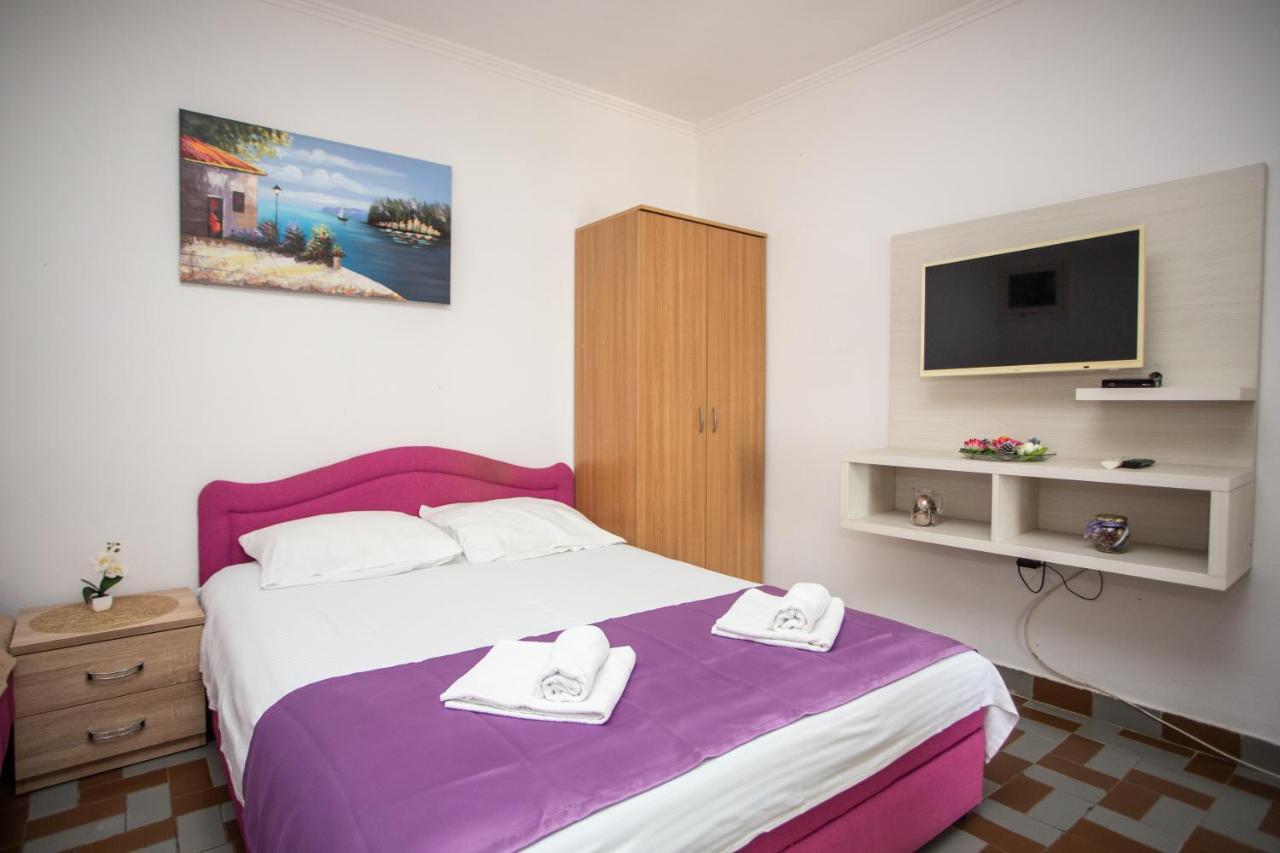 Apartments Jelena Ulcinj Extérieur photo