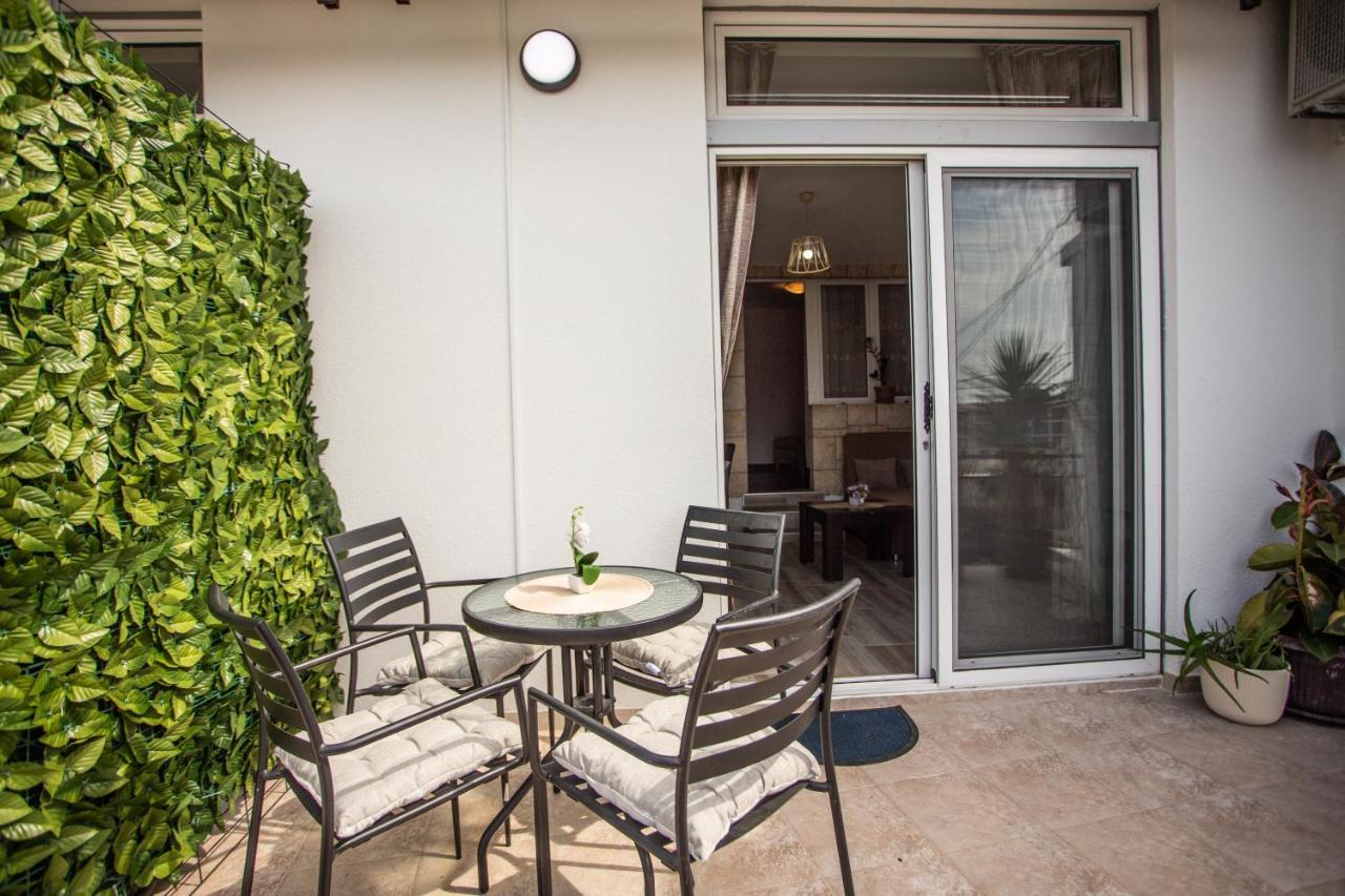 Apartments Jelena Ulcinj Extérieur photo